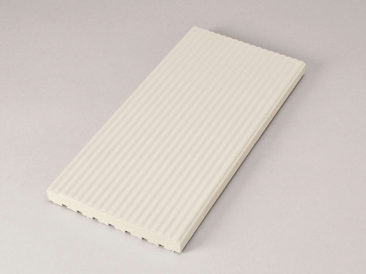 Grey-beige rifliuota Finland baseino krašto plytelė