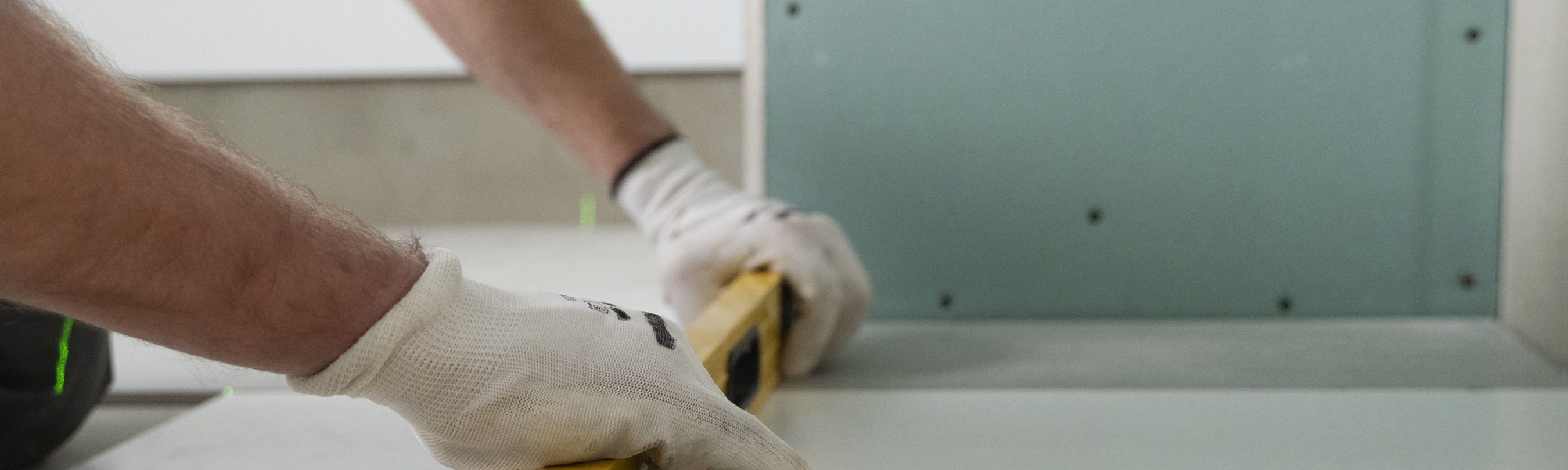 Kaip klijuoti plyteles ant OSB plok&scaron;tės?